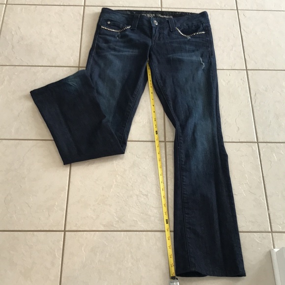 Guess premium denim with stone details. - Picture 10 of 15